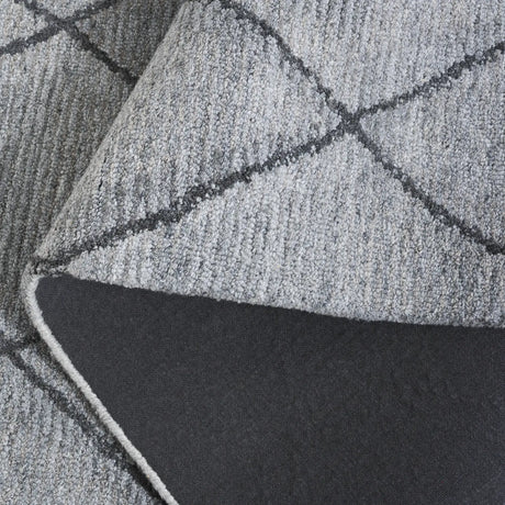 Safavieh Metro 4'-0" x 6'-0" Rug in Grey / Charcoal