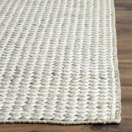 Safavieh Natura 5'-0" x 8'-0" Rug in Ivory / Silver