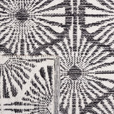 Safavieh Montauk 5'-0" x 8'-0" Rug in Black / Ivory