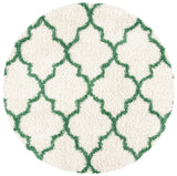 Safavieh Venus Shag 500 6'-7" x 6'-7" Rug in Ivory / Green