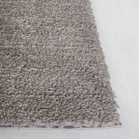 Safavieh Tahoe Shag 4'-0" x 6'-0" Rug in Grey
