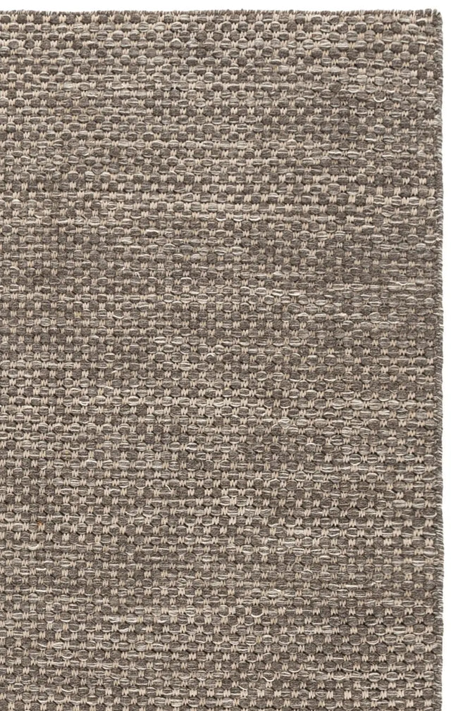 Safavieh Vermont 5'-0" x 8'-0" Rug in Grey / Ivory