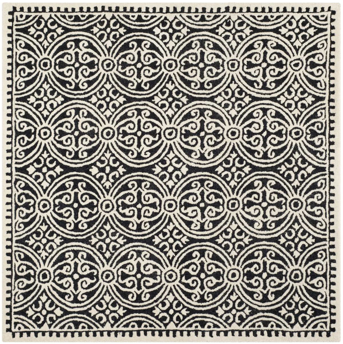 Safavieh Cambridge 6'-0" x 6'-0" Rug in Black / Ivory