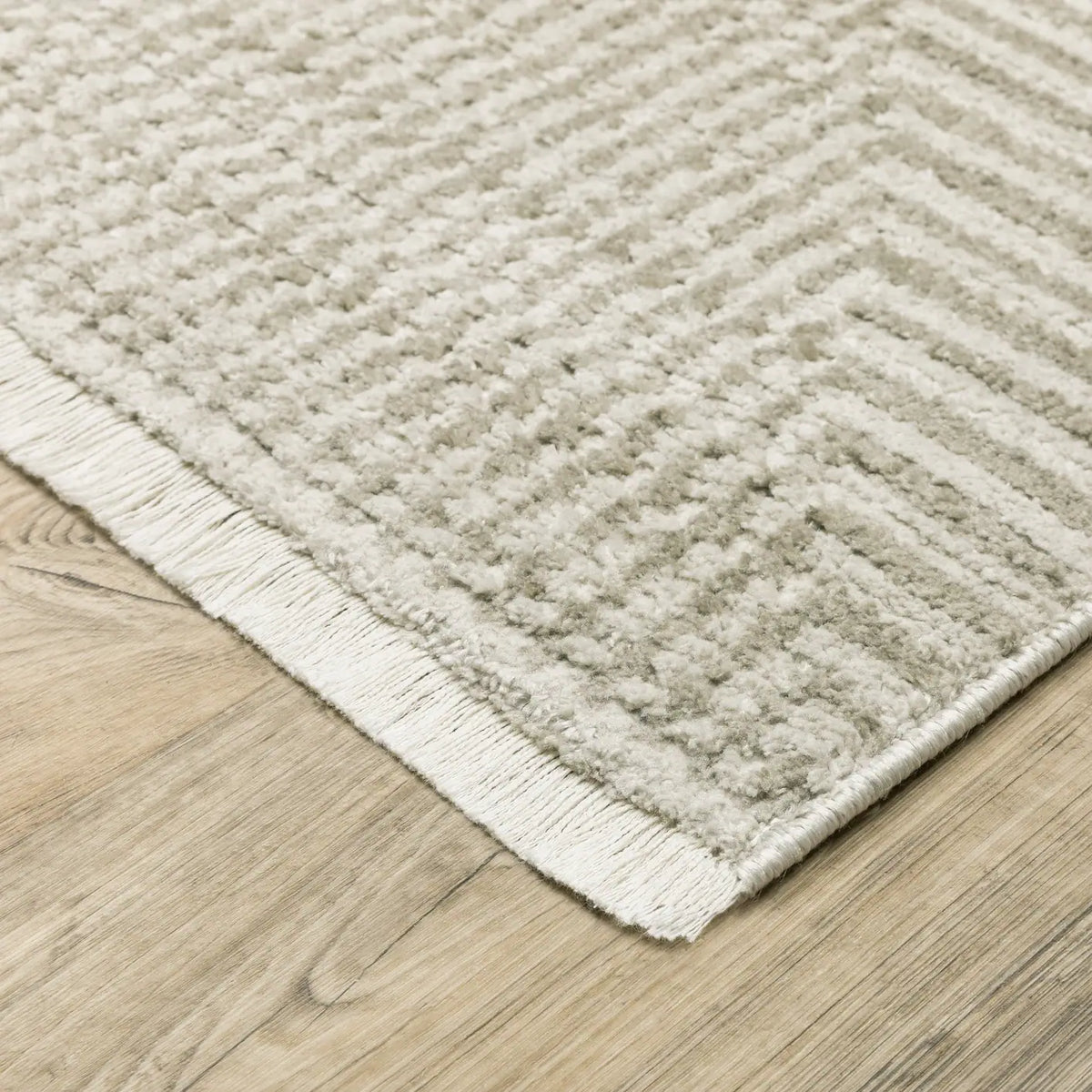 Oriental Weavers Bauer 4150E Beige/ Ivory Rug - corner detail