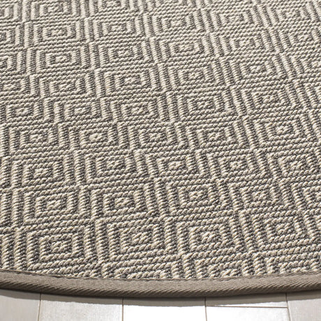 Safavieh Natural Fiber 6'-0" x 6'-0" Rug in Natural / Taupe