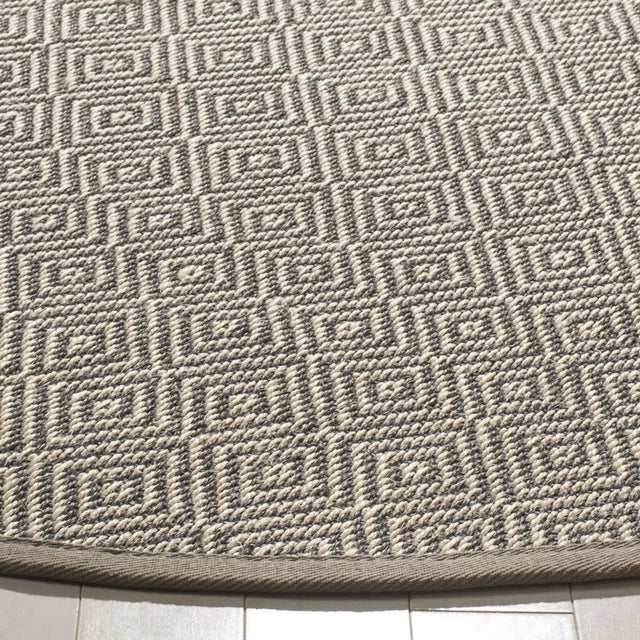 Safavieh Natural Fiber 6'-0" x 6'-0" Rug in Natural / Taupe