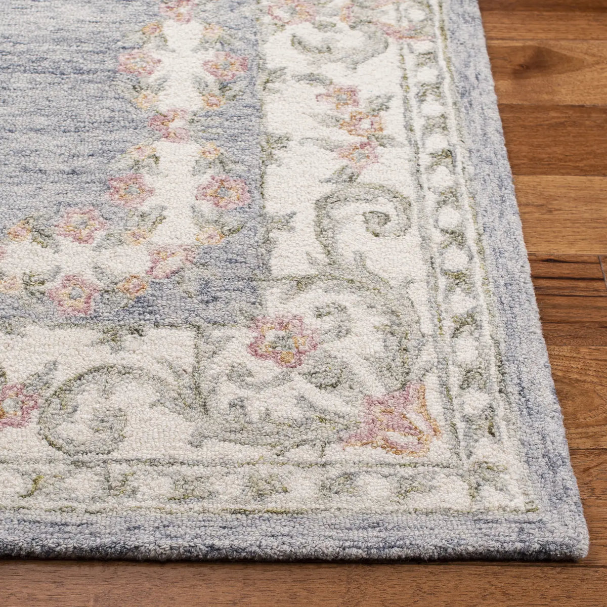 Safavieh Micro-Loop 5'-0" x 8'-0" Rug in Grey / Ivory