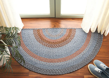 Safavieh Braided 2'-0" x 4'-0" Rug in Grey / Rust