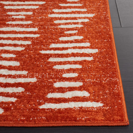 Safavieh Tulum 4'-5" x 6'-5" Rug in Rust / Ivory