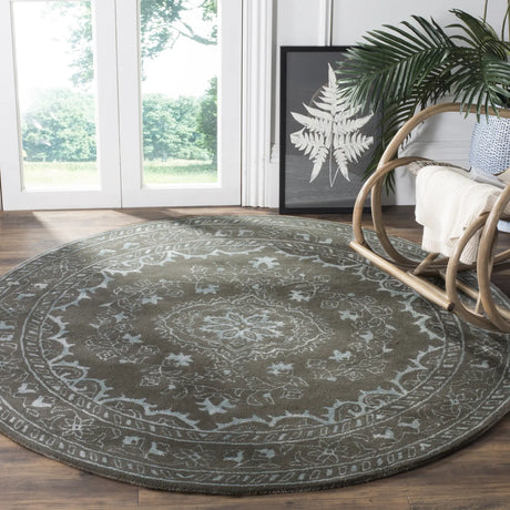 Safavieh Glamour 6'-0" x 6'-0" Rug in Dark Grey