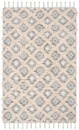 Safavieh Kenya 6'-0" x 9'-0" Rug in Grey / Ivory