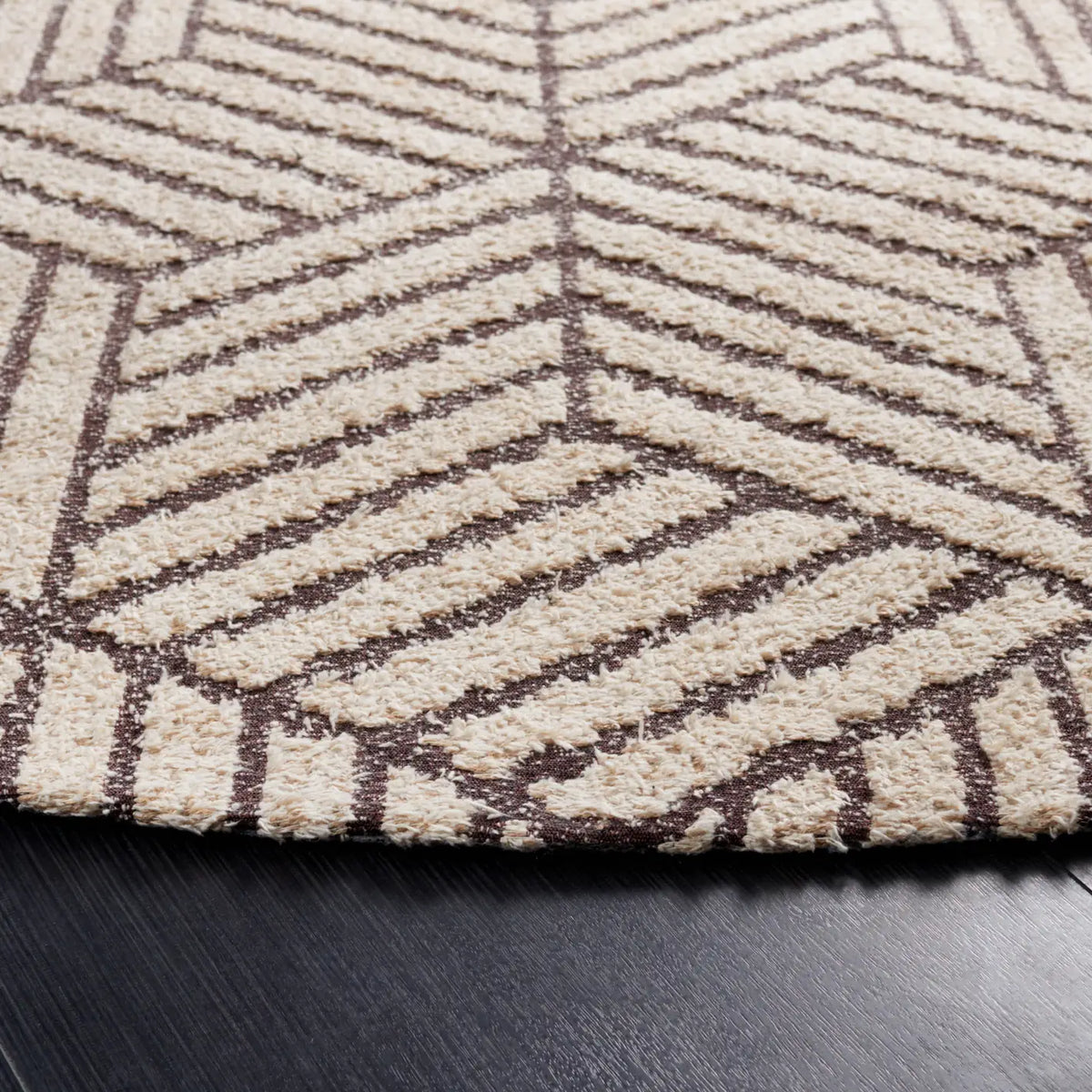 Safavieh Classic Vintage 6'-0" x 6'-0" Rug in Natural / Ivory