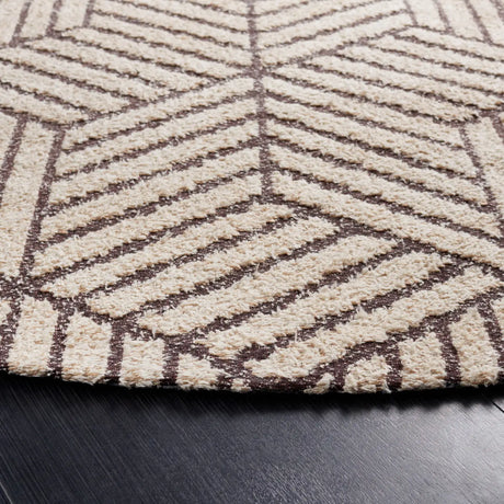 Safavieh Classic Vintage 6'-0" x 6'-0" Rug in Natural / Ivory
