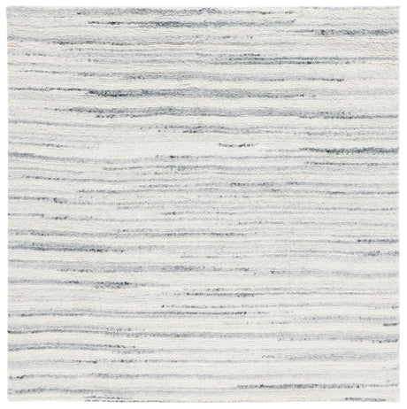 Safavieh Casablanca 6'-0" x 6'-0" Rug in Grey / Ivory