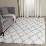 Safavieh Indie Shag 6'-7" x 9'-2" Rug in Ivory / Grey