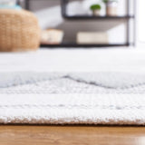 Safavieh Montauk 4'-0" x 6'-0" Rug in Aqua / Ivory