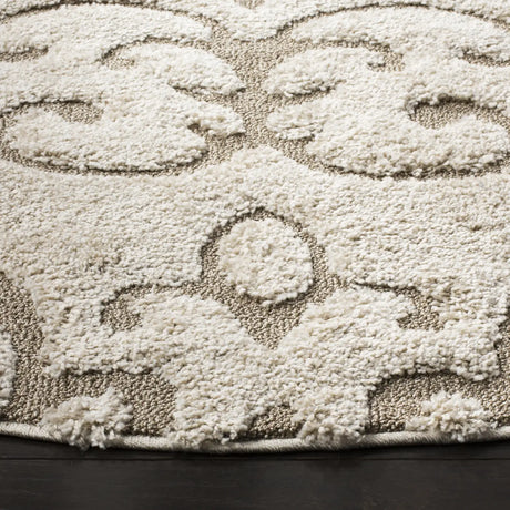 Safavieh Florida Shag 5'-0" x 5'-0" Rug in Cream / Beige
