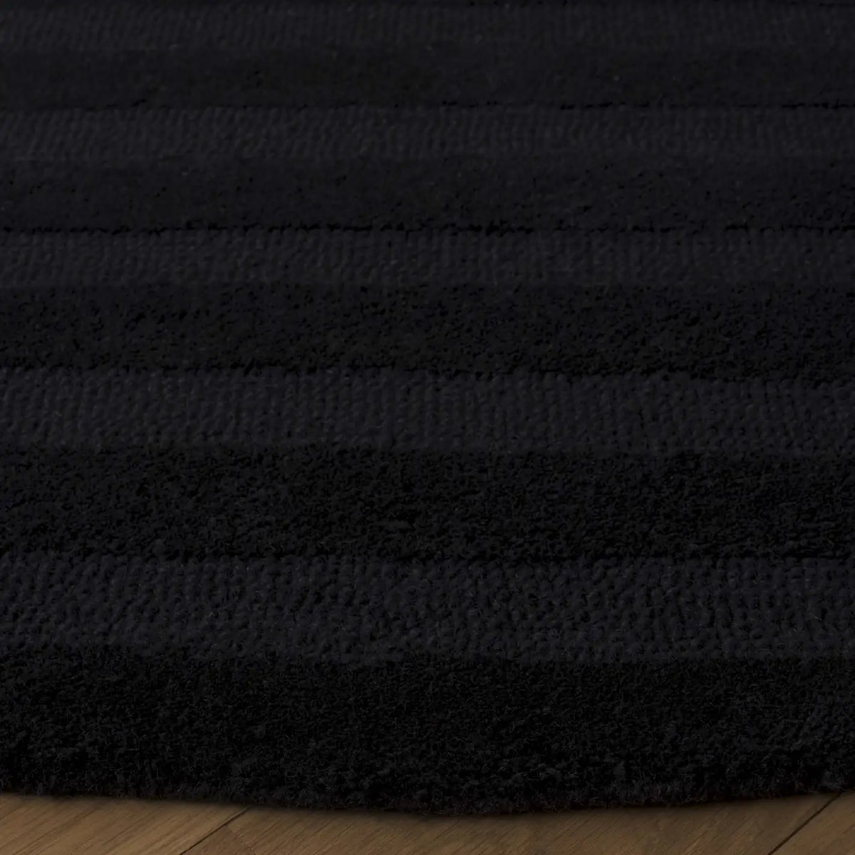 Safavieh Ebony 6'-0" x 6'-0" Rug in Charcoal