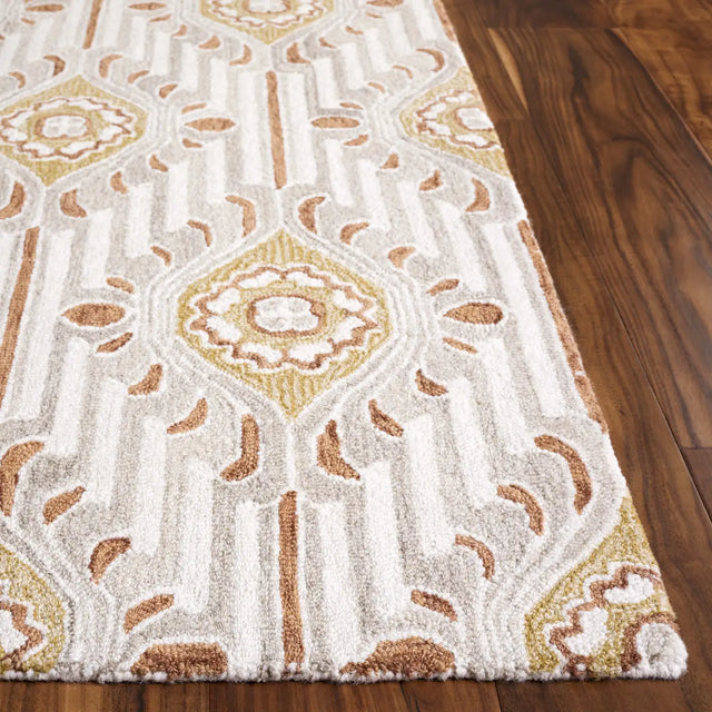 Safavieh Pine 4'-0" x 6'-0" Rug in Beige / Gold
