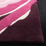 Safavieh Soho 3'-6" x 5'-6" Rug in Pink / Rose