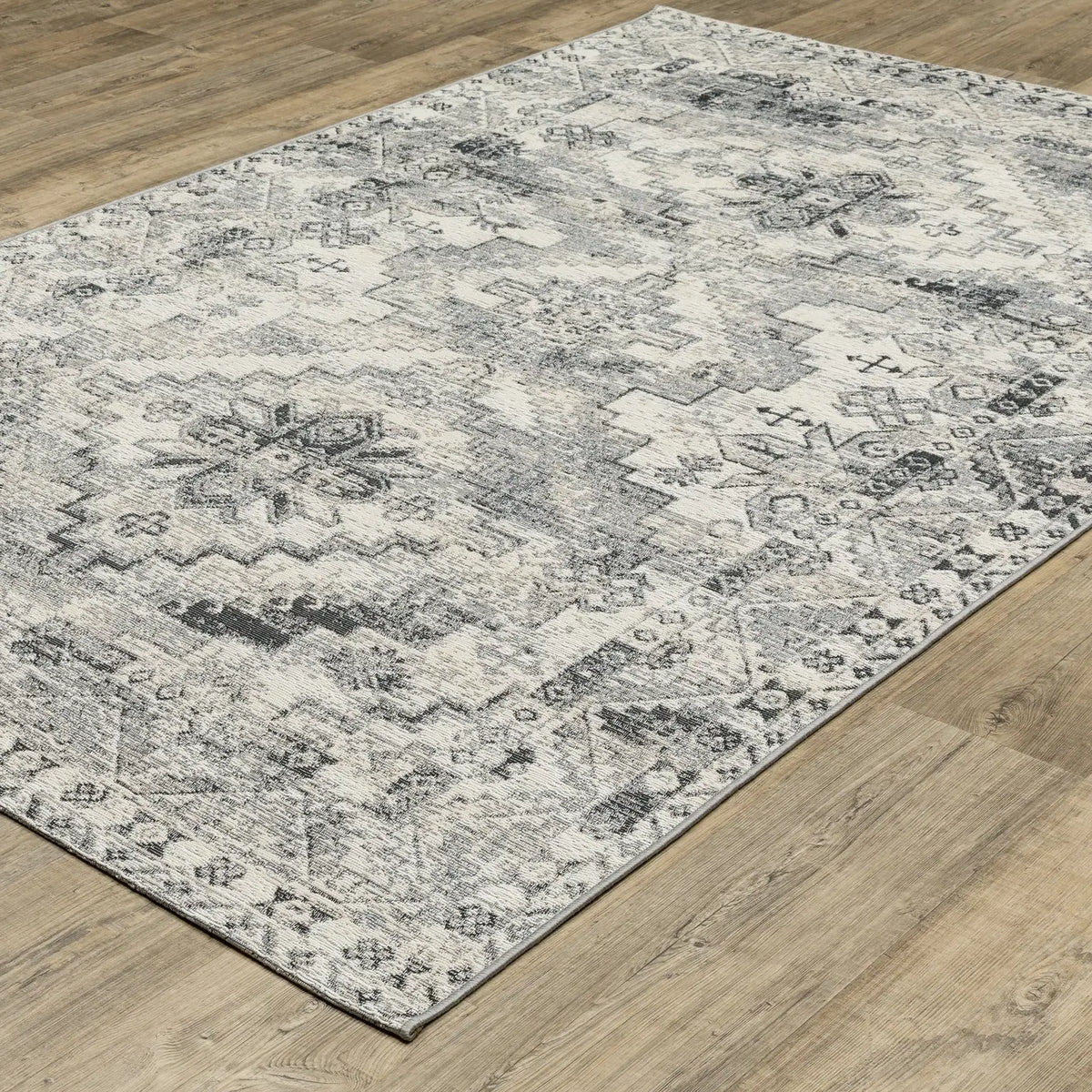 Oriental Weavers Sphinx Naples 1346Z Ivory Rugs - angle detail