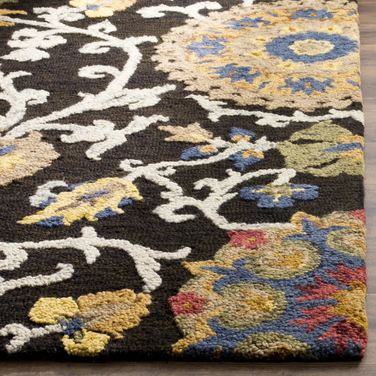 Safavieh Blossom 5'-0" x 8'-0" Rug in Charcoal / Multi