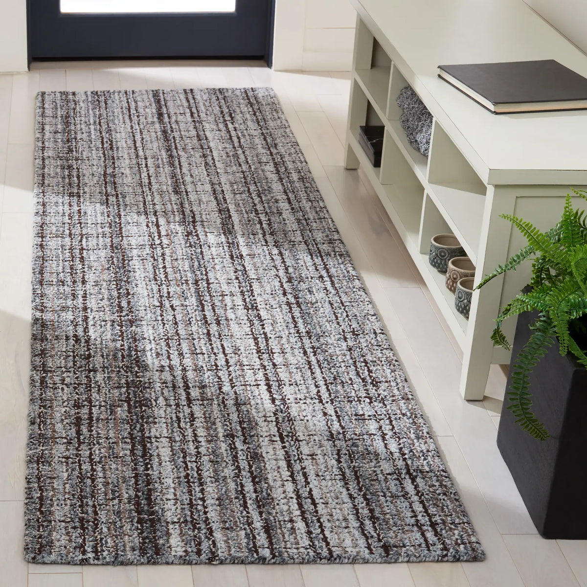 Safavieh Abstract 2'-3" x 8'-0" Rug in Grey / Brown