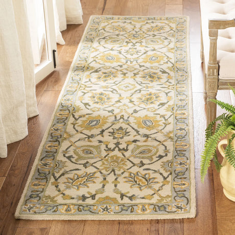 Safavieh Classic 2'-3" x 8'-0" Rug in Ivory / Light Blue