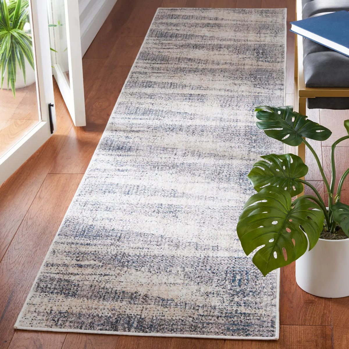 Safavieh Olympia 2'-3" x 9'-0" Rug in Grey / Ivory