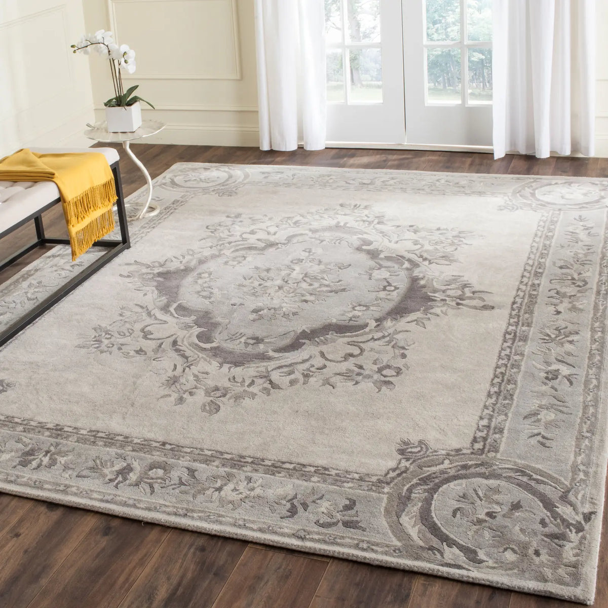 Safavieh Empire 9'-6" x 13'-6" Rug in Beige / Light Grey