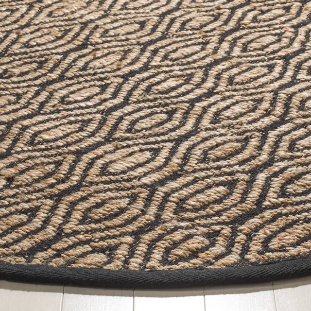 Safavieh Cape Cod 6'-0" x 6'-0" Rug in Black / Natural