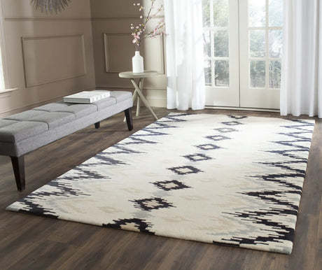 Safavieh Soho 5'-0" x 8'-0" Rug in Ivory / Dark Grey