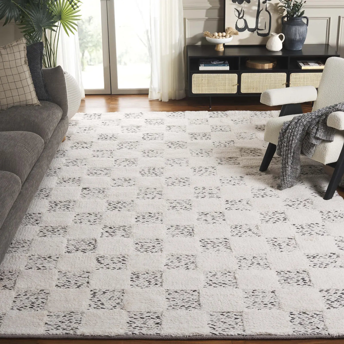 Safavieh Natura 6'-0" x 9'-0" Rug in Ivory / Black
