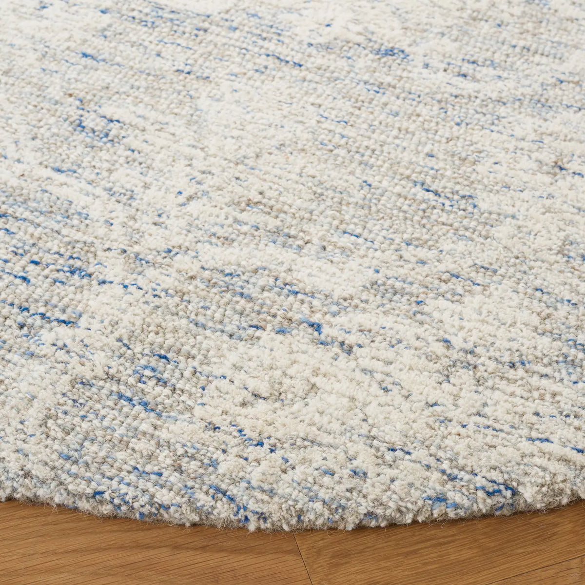 Safavieh Metro 6'-0" x 6'-0" Rug in Light Blue / Ivory