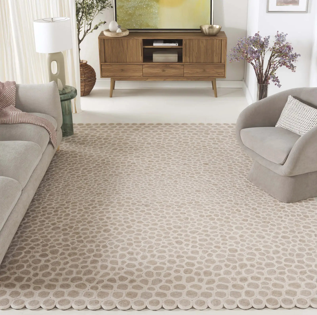 Safavieh Manhattan 6'-0" x 9'-0" Rug in Beige / Brown
