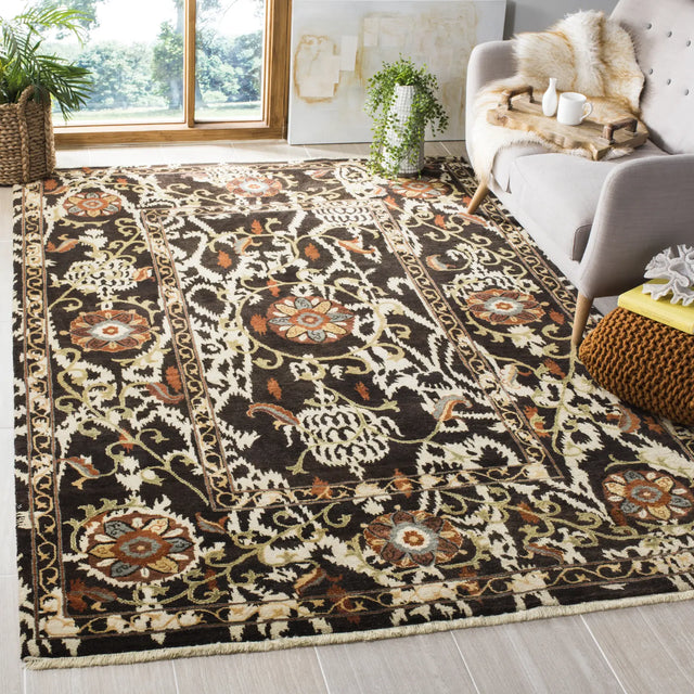 Safavieh Oushak 4'-0" x 6'-0" Rug in Dark Brown / Multi