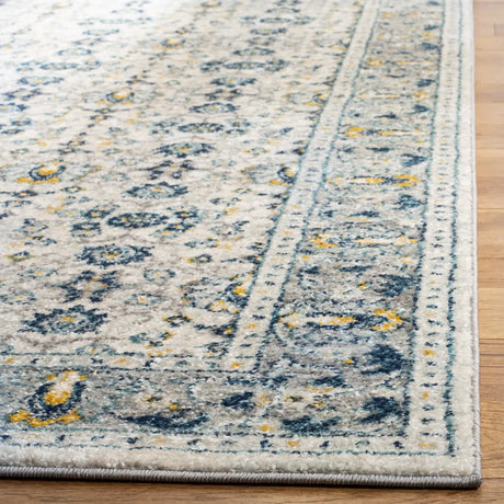 Safavieh Madison 4'-0" x 6'-0" Rug in Ivory / Navy