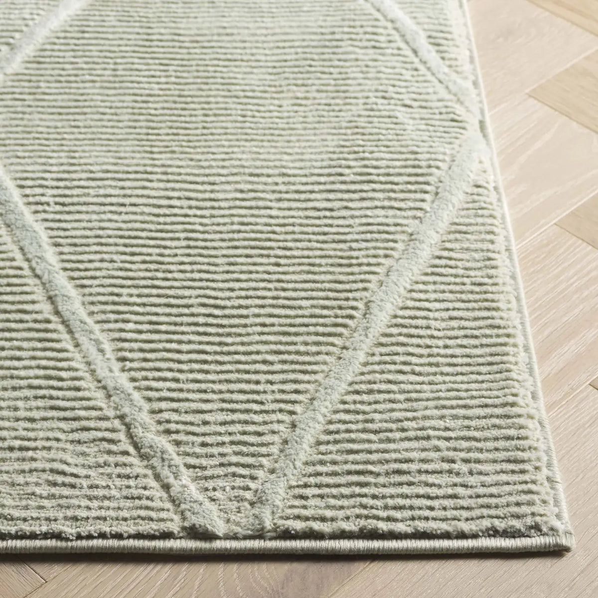 Safavieh Revive 4'-0" x 6'-0" Rug in Sage