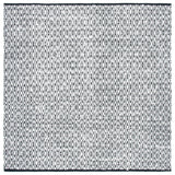 Safavieh Montauk 6'-0" x 6'-0" Rug in Ivory / Black