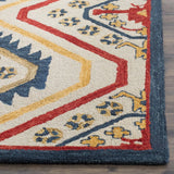 Safavieh Aspen 4'-0" x 6'-0" Rug in Ivory / Multi