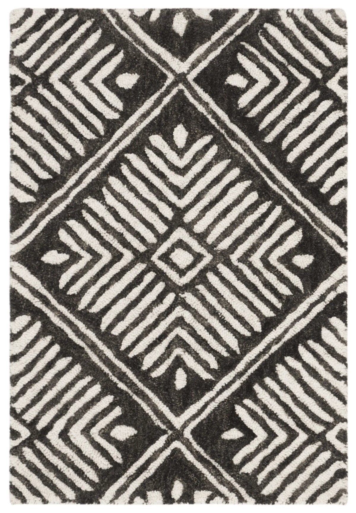 Safavieh Cambridge 2'-0" x 3'-0" Rug in Ivory / Charcoal