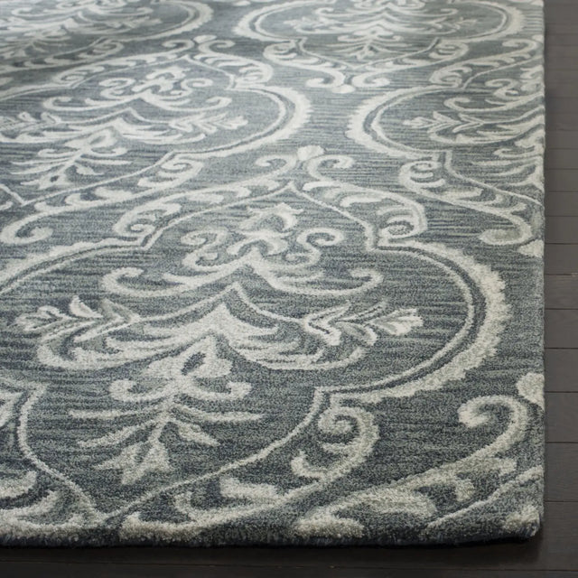 Safavieh Blossom 5'-0" x 8'-0" Rug in Blue / Sage