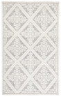 Safavieh Vermont 4'-0" x 6'-0" Rug in Ivory / Grey