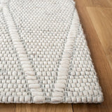 Safavieh Marbella 4'-0" x 6'-0" Rug in Ivory