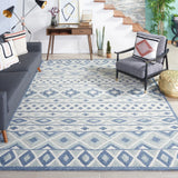 Safavieh Roslyn 6'-0" x 9'-0" Rug in Blue / Grey