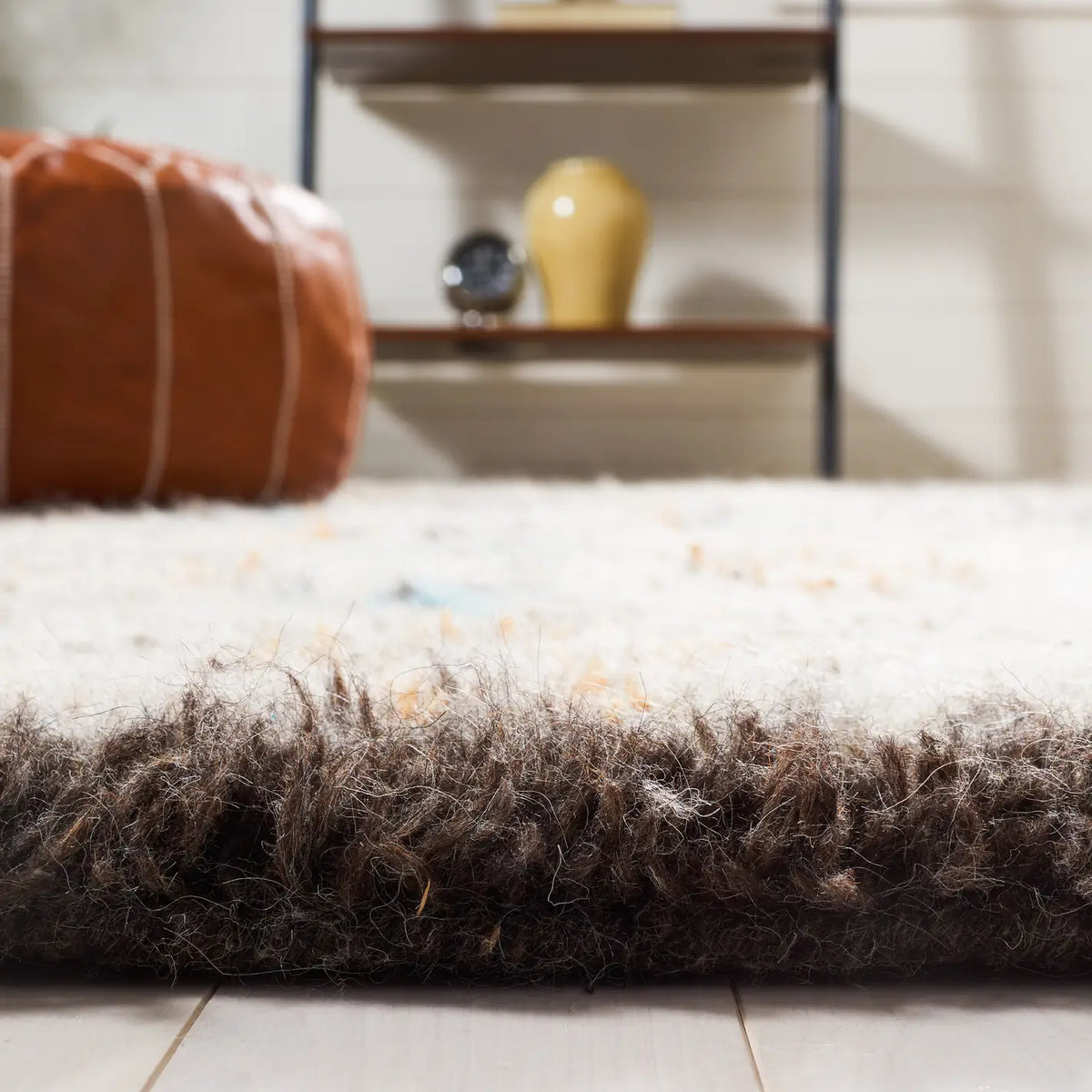 Safavieh Kenya 5'-0" x 8'-0" Rug in Natural / Multi