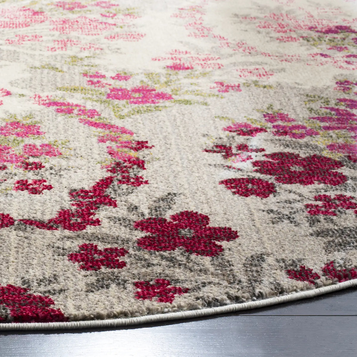 Safavieh Monaco 6'-7" x 6'-7" Rug in Ivory / Pink