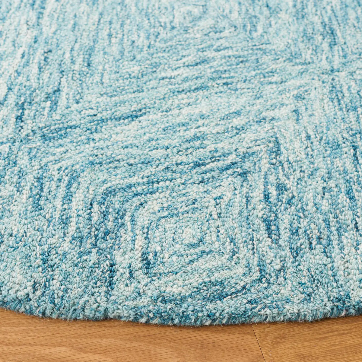 Safavieh Metro 6'-0" x 6'-0" Rug in Light Blue