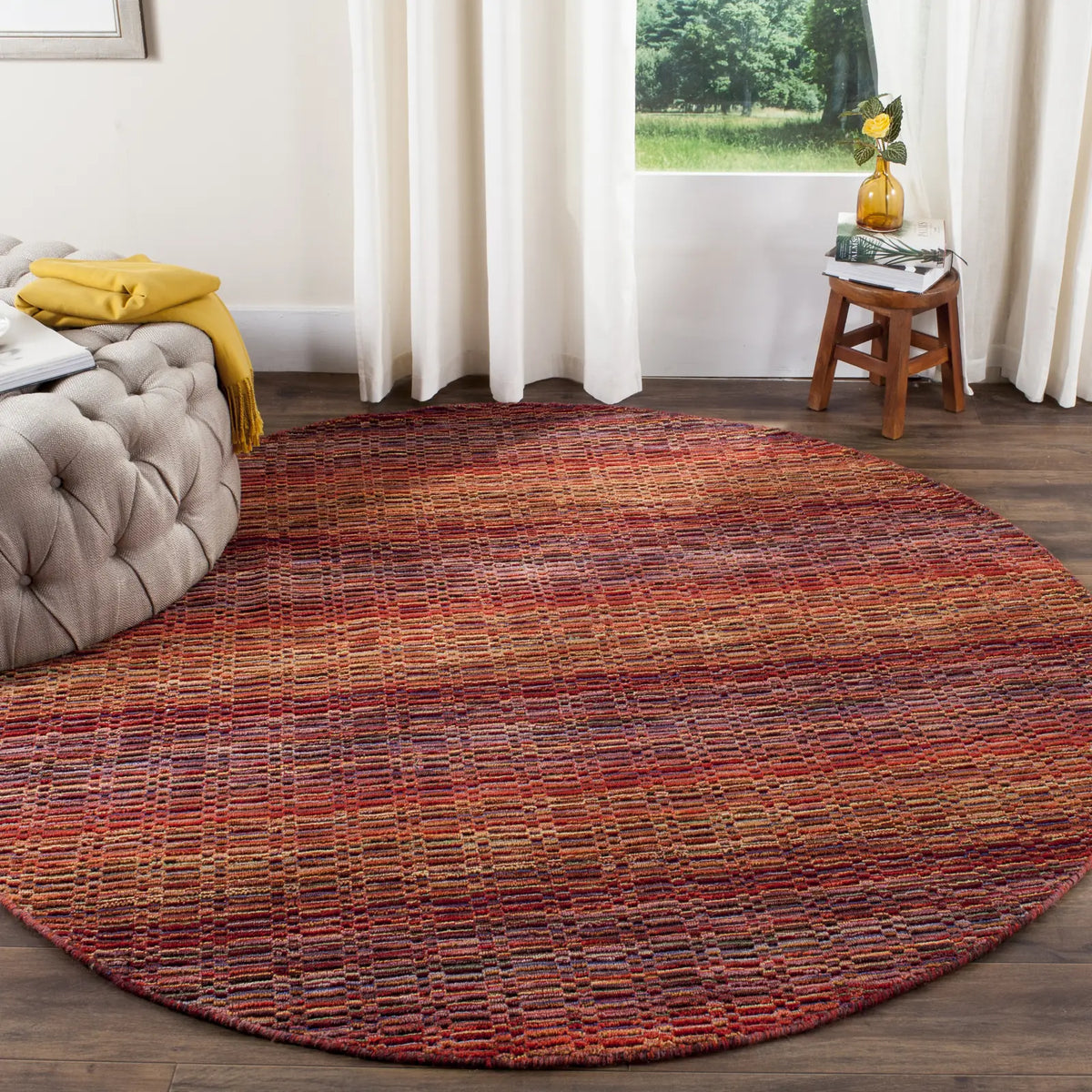 Safavieh Himalaya 6'-0" x 6'-0" Rug in Red / Multi