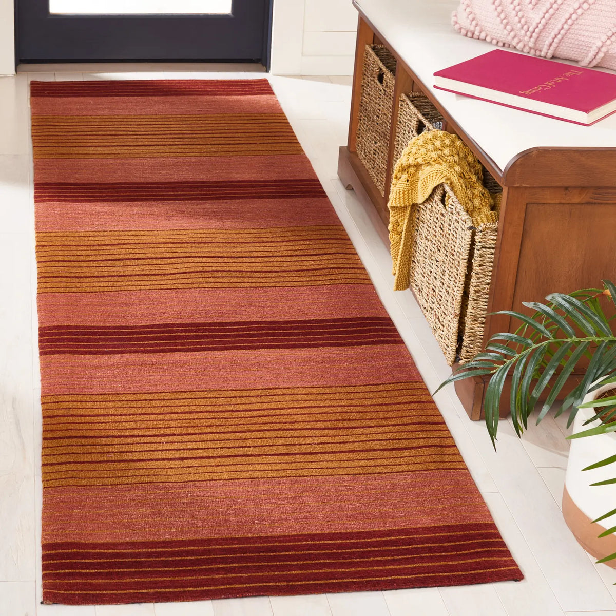 Safavieh Marbella 2'-3" x 8'-0" Rug in Rust